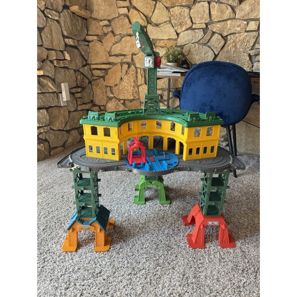 Thomas & Friends Super Station Set Track Master With Trains